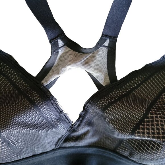 Lululemon Awake To Womens Crossback Lace Sports Bra - Size 32C - Black Nude - Picture 5 of 8